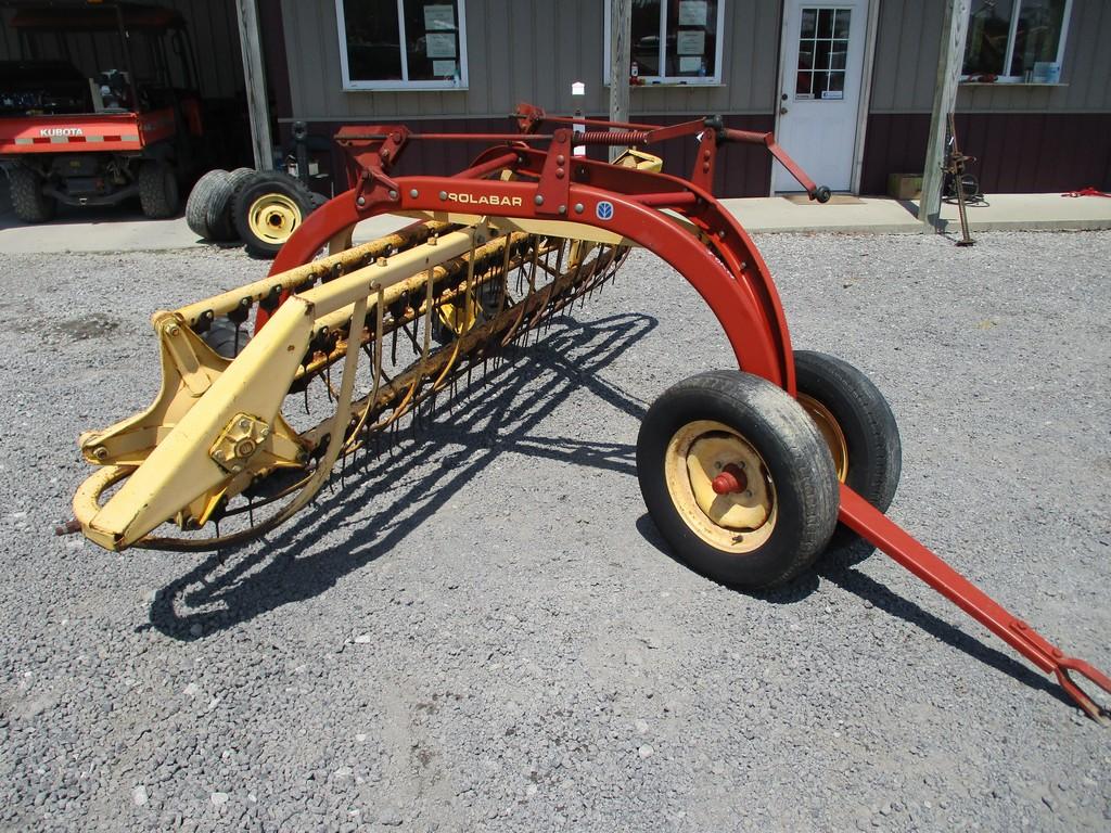 NEW HOLLAND 258 DOLLY RAKE