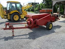 NEW HOLLAND 310 SQ BALER