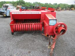 MASSEY FERGUSON 120 SQ BALER