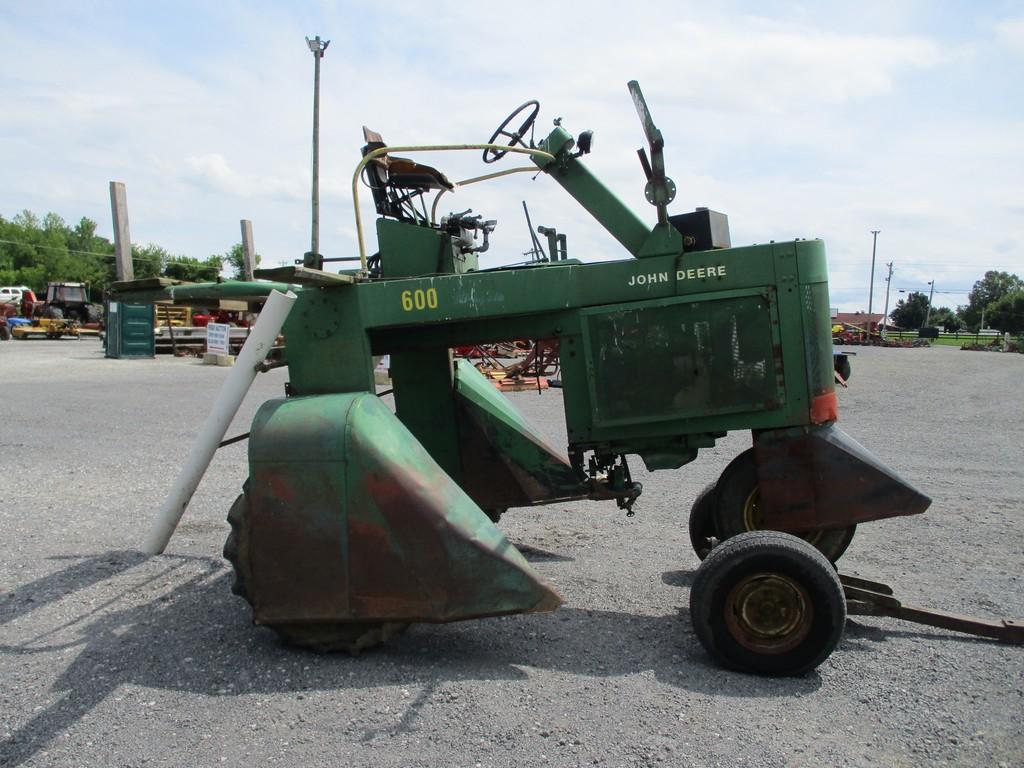 JOHN DEERE 600 HIGHBOY W DOLLY