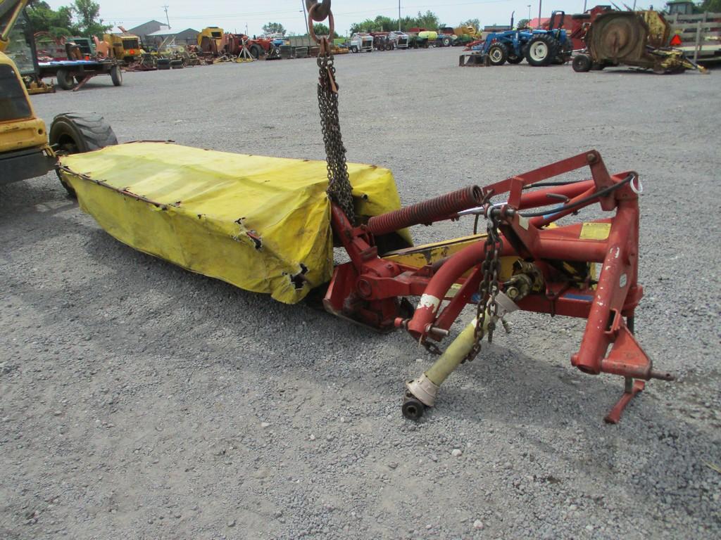 NEW HOLLAND 465 SQ BALER