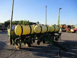 JOHN DEERE 7000 6-ROW PLANTER