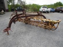 NEW HOLLAND 256 HITCH RAKE