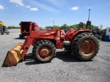 KUBOTA M6800 TRACTOR W LOADER