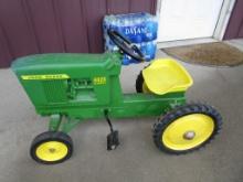 JOHN DEERE 4020 PEDAL TRACTOR