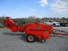 MASSEY FERGUSON 224 SQ BALER