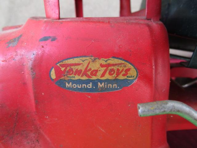 Tonka toy Dump Truck