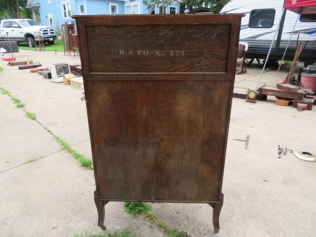 Curved glass china cabinet