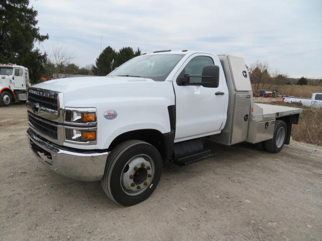 2021 GMC 5500 Flatbed Truck