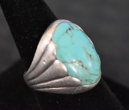 NATIVE AMERICAN STERLING AND TURQOISE RING!