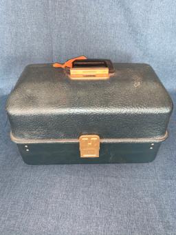 VINTAGE TACKLE BOX AND TACKLE!