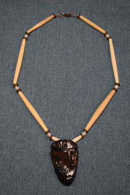 OBSIDIAN ARROWHEAD & WHITE HORN NECKLACE!