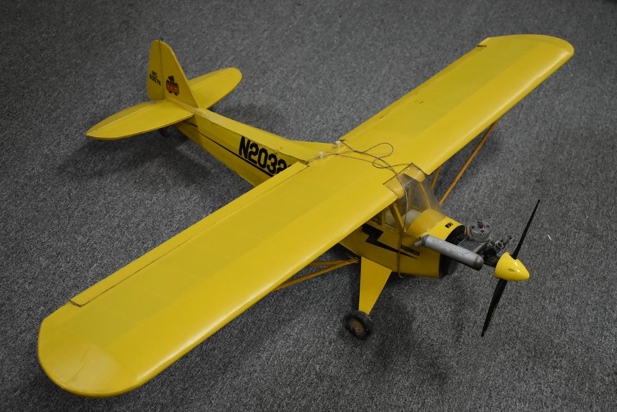 YELLOW PIPER CUB!