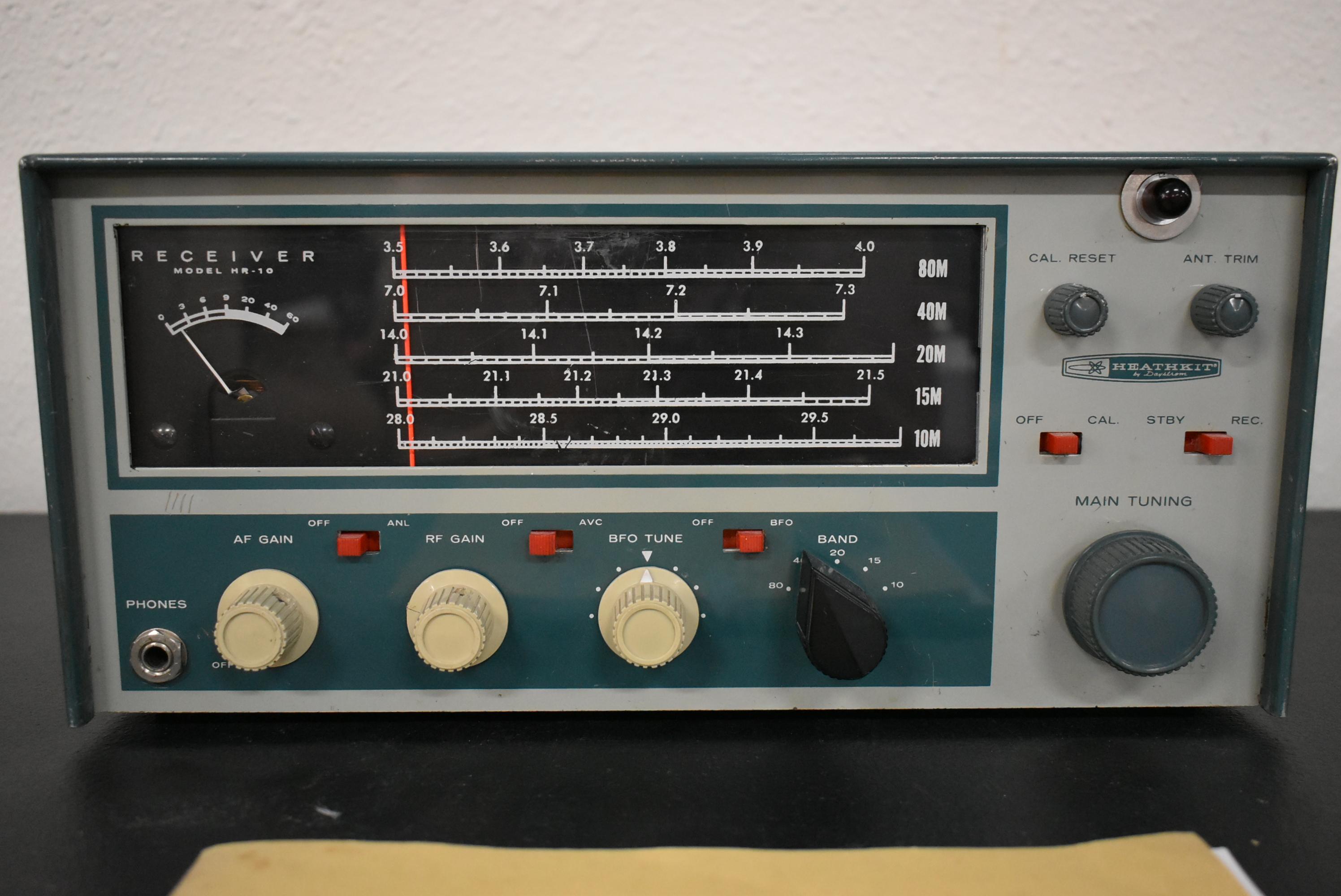 HEATHKIT RECEIVER BY DAYSTROM!