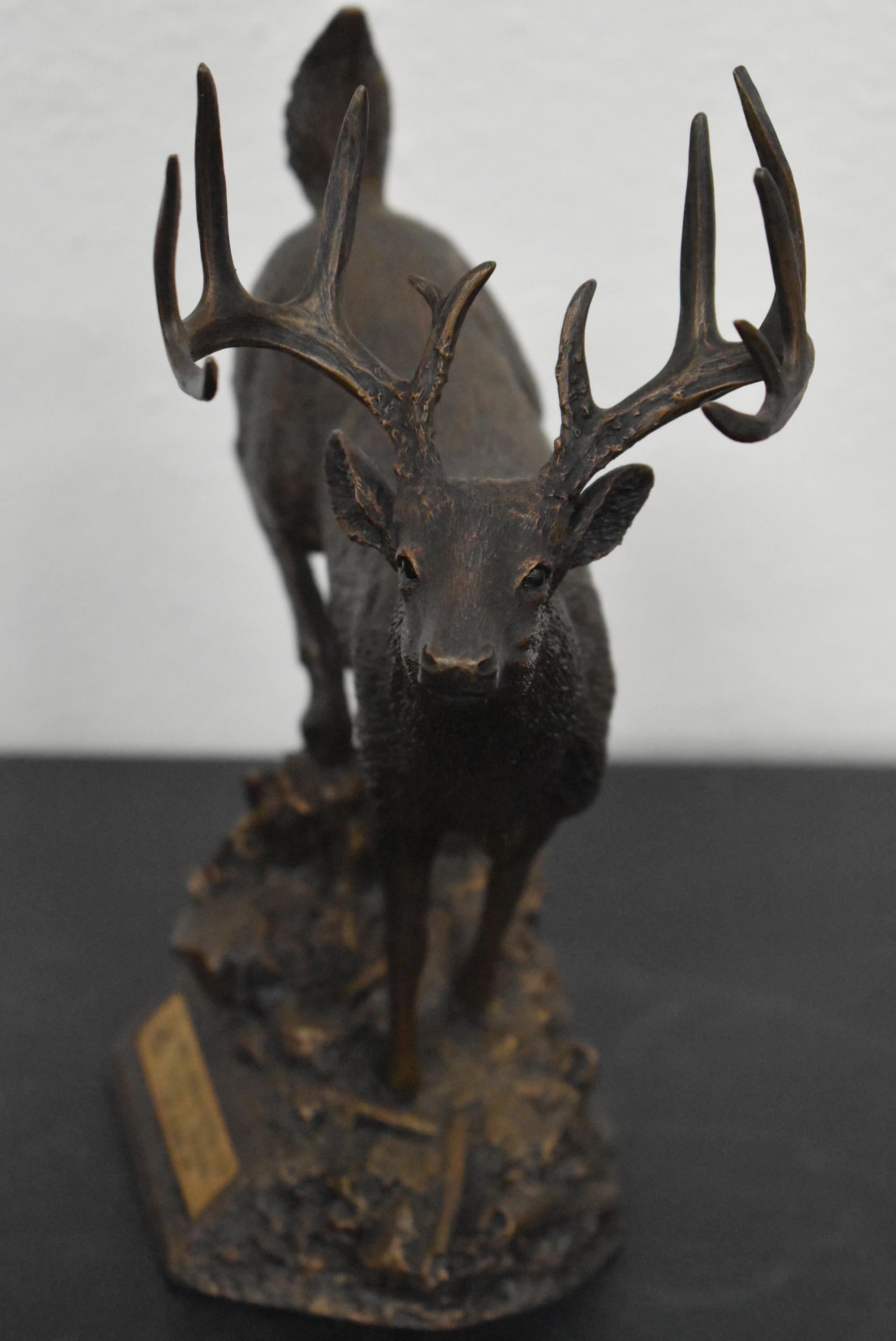 NORTH AMERICAN HUNTING CLUB SCULPTURE!