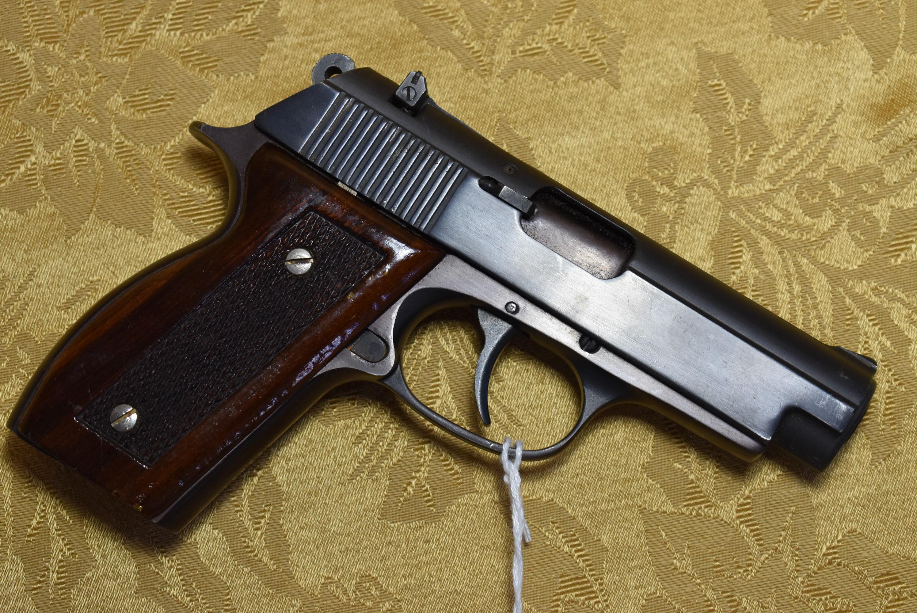 FIREARM/GUN STERLING MKII H94