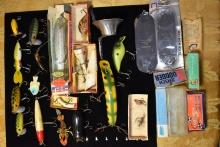 ANTIQUE FISHING LURES!!