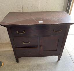 Commode (29 inch height/33 inch length)