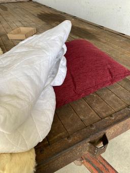 Faux Fur rug, mattress pad cover, pillow