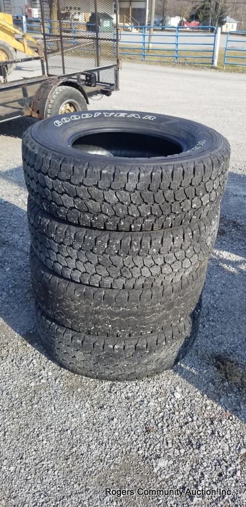 4 - Lt275/70r18" Tires