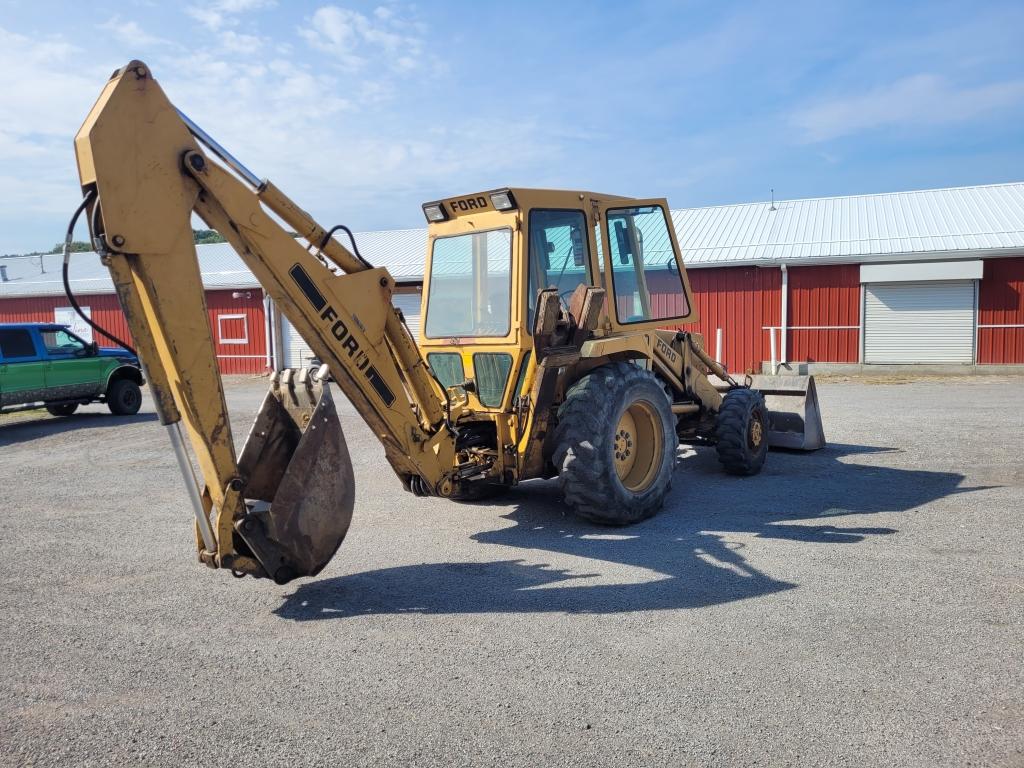 Ford 655 Backhoe