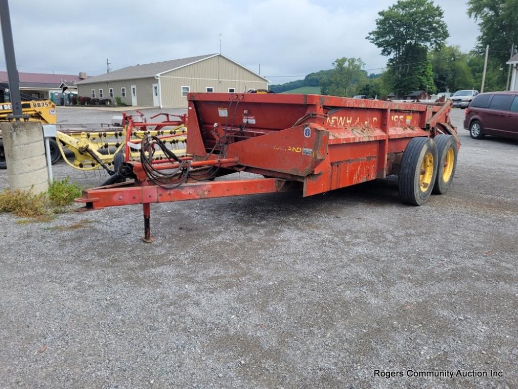 New Holland 195 Manure Spreader