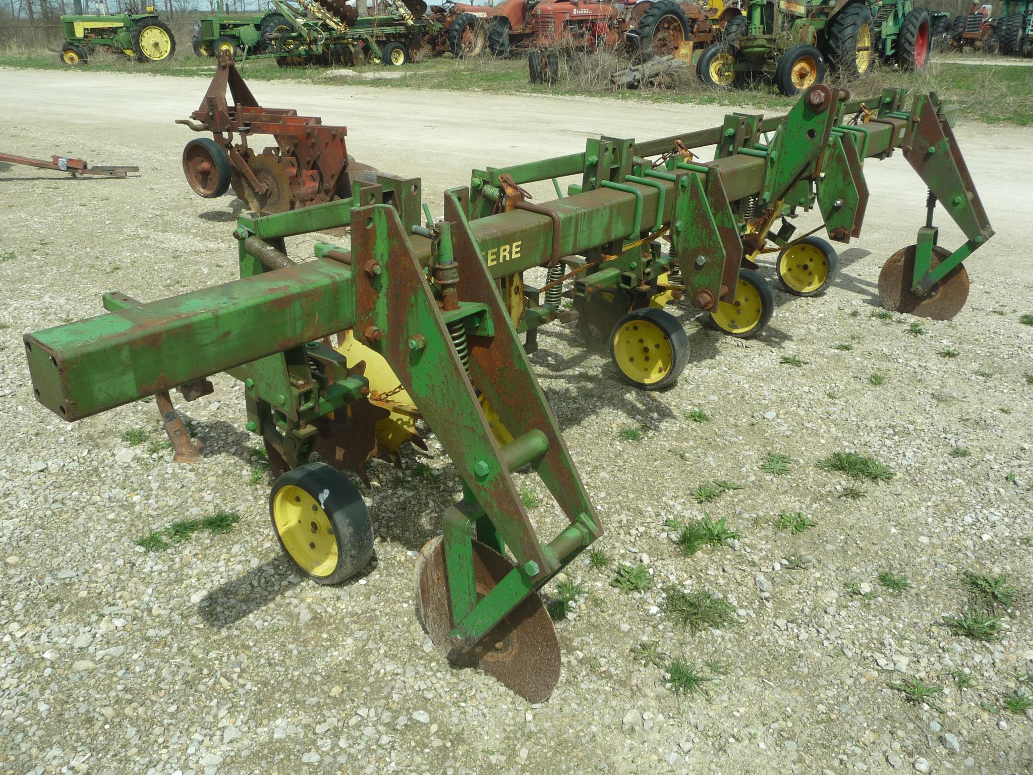 JOHN DEERE 825 9531