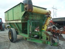 JD 1210A grain cart, "Needs Gear Box Attention!"