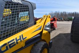 Gehl R220 Skid Steer