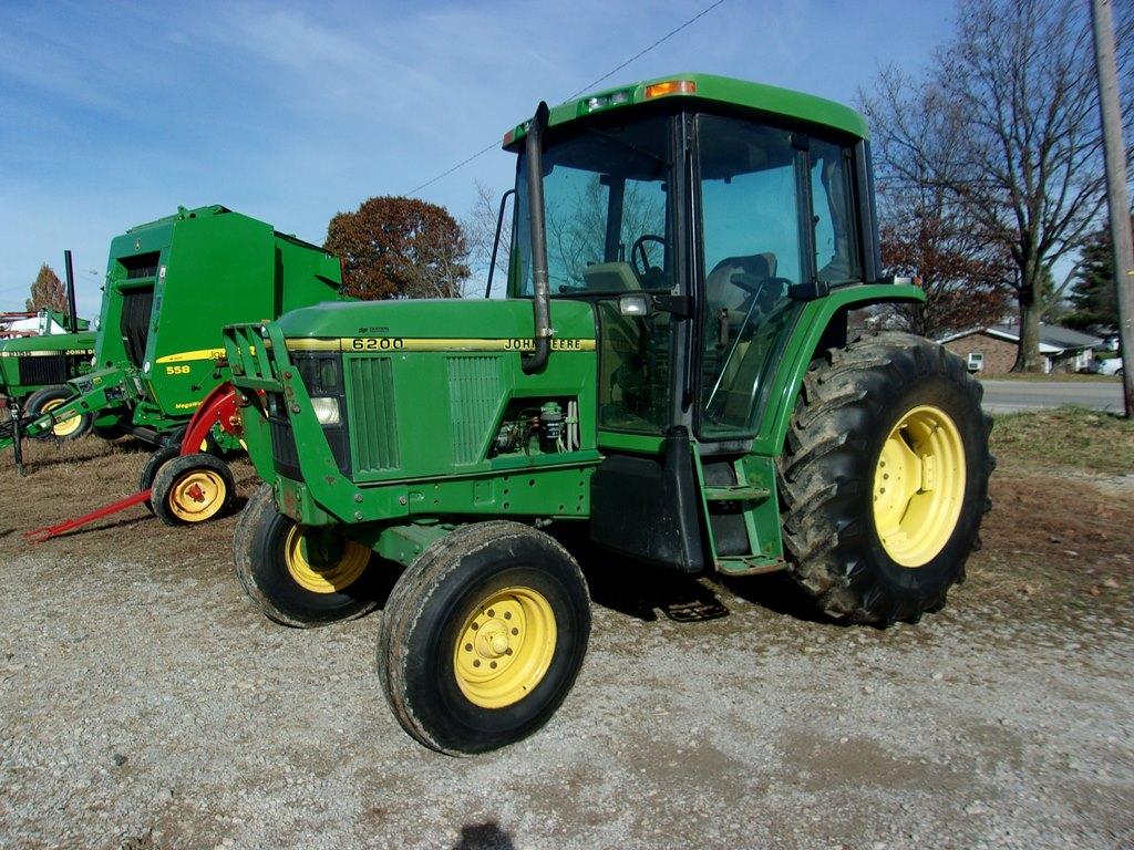 John Deere 6200