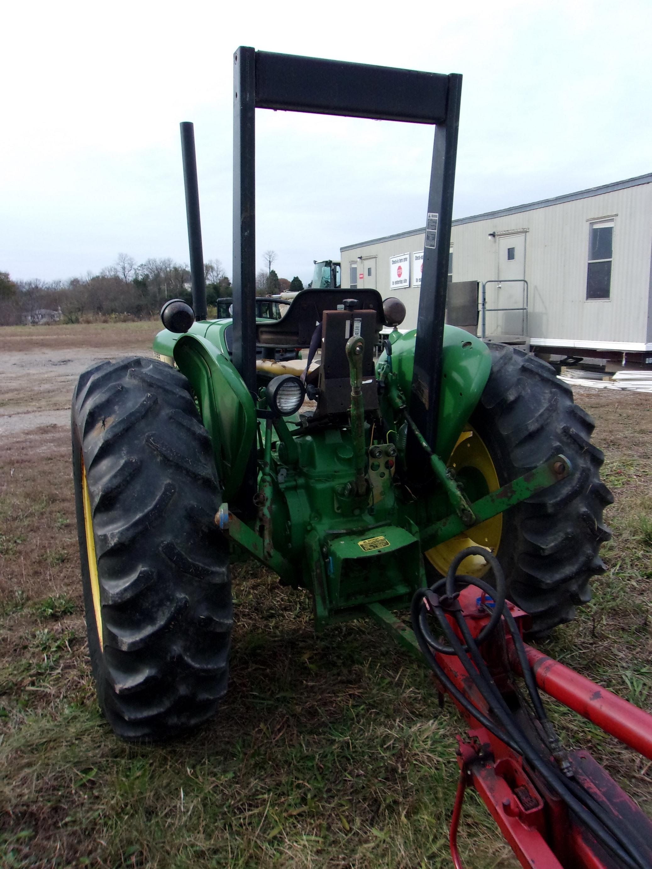 John Deere 2155