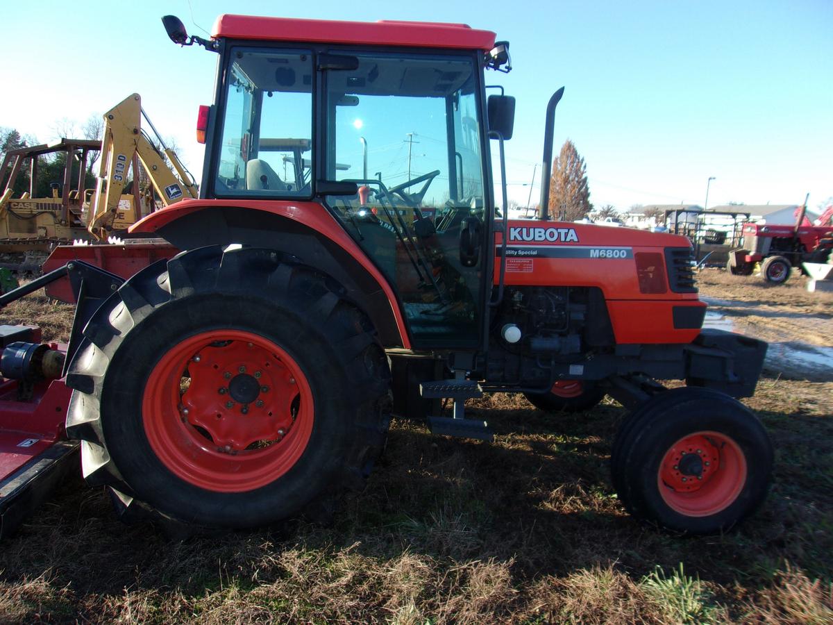 Kubota M6800