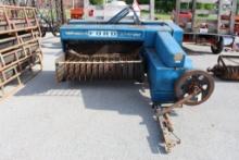 Ford 542 Square Baler