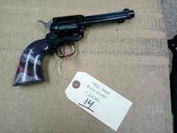 HERRITAGE ROUGH RIDER .22CAL PISTOL W/ BOX