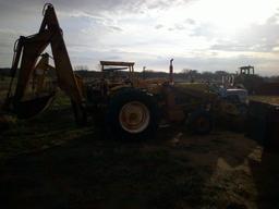 DAVID BROWN 990 TRACTOR W/ WAIN-ROY BACKHOE