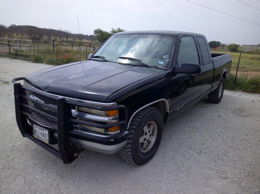 1995 CHEV 1/2T EXTEN CAB PU