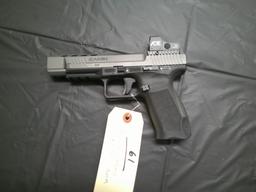 CENTURY ARMS TP9SF 9MM PISTOL W/ CLIPS & CASE