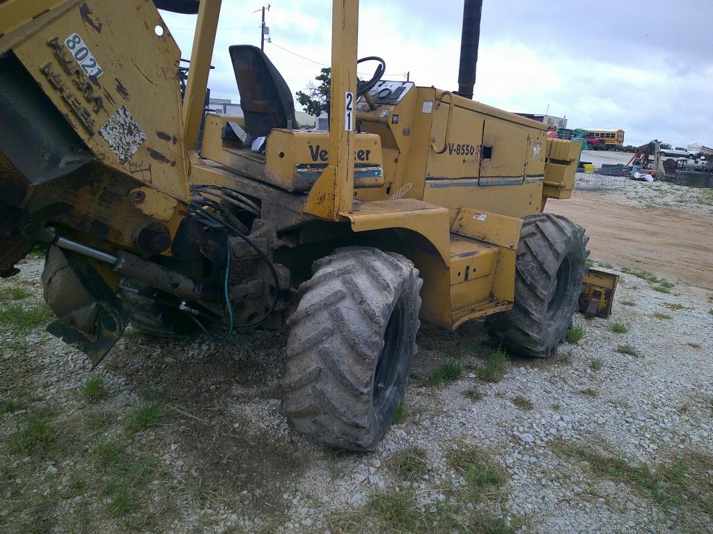 VERMEEER V8550 ROCK SAW W/ DOZER BLADE