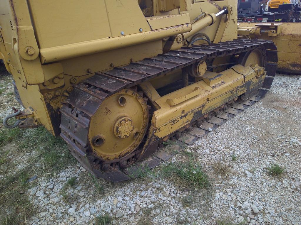 CAT D3C DOZER