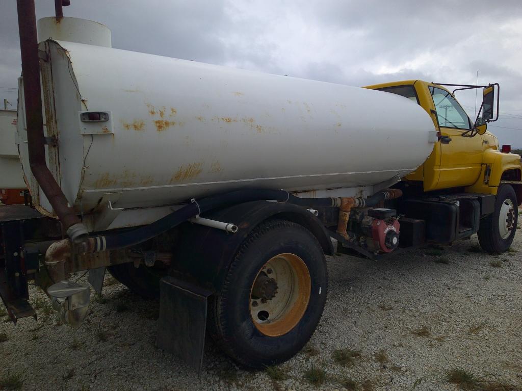 1990 GMC 2000GAL WATER TRUCK