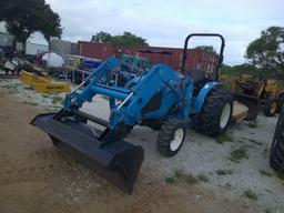 LS XG3032 FARM TRACTOR W/ LOADER & 5FT SHREDDER