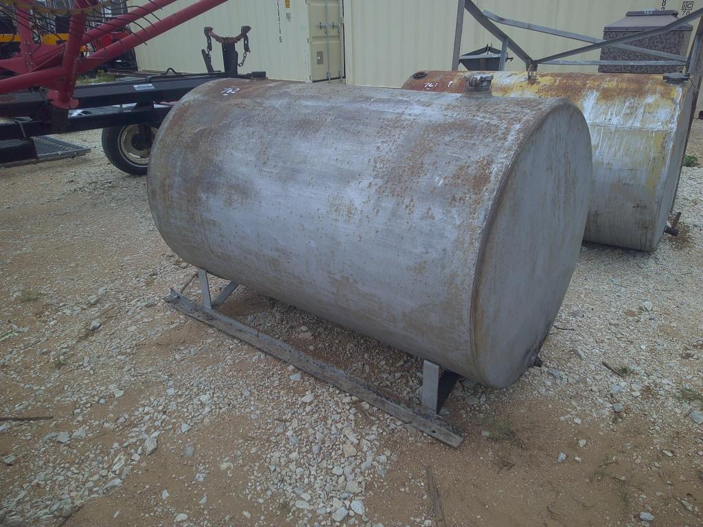 300GAL FUEL TANK ON SKIDS