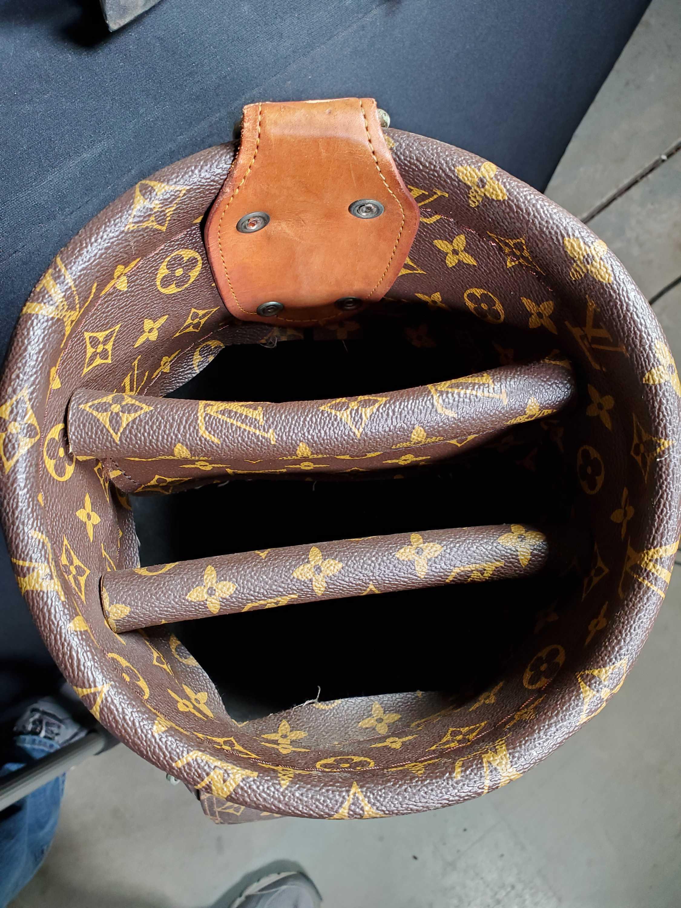 Louis Vuitton Golf Club Bag And 12 Yonex Right Hand Clubs