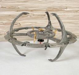 Franklin Mint Star Trek Deep Space 9 Ship