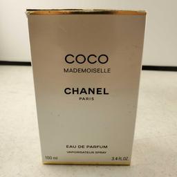 Lot Of 4 Perfumes Eau de Toilettes Gucci, Chanel, & Oscar de la Renta