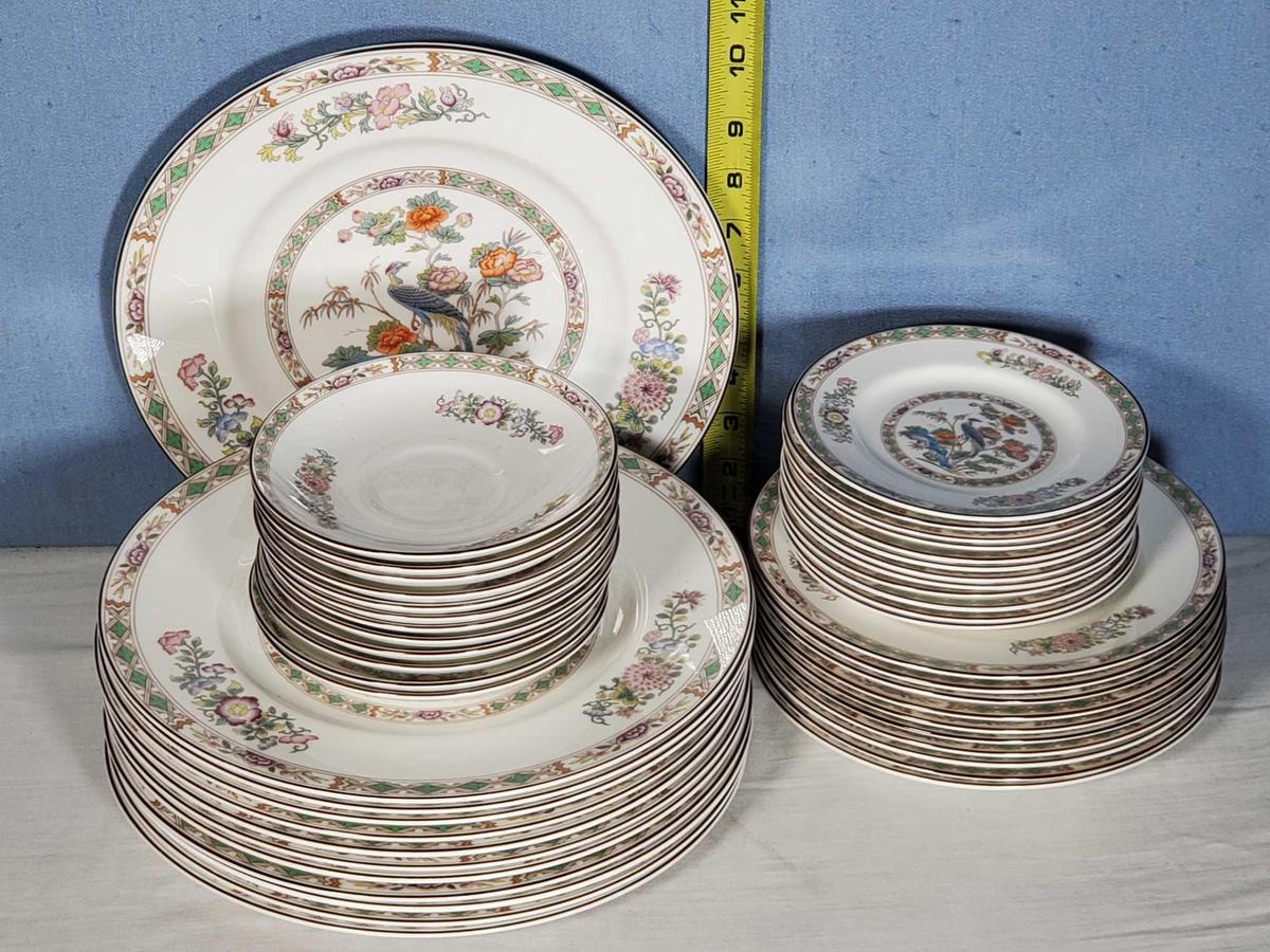 46 Pcs Wedgwood Kutani Crane Fine Bone China Dinnerware