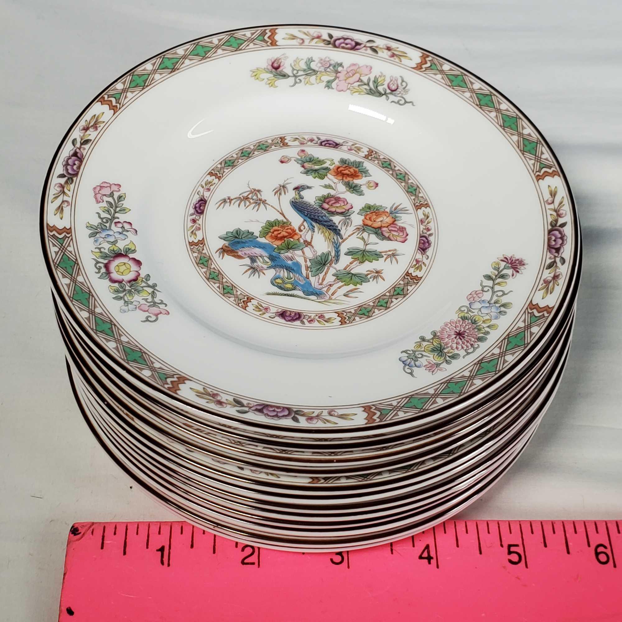 46 Pcs Wedgwood Kutani Crane Fine Bone China Dinnerware