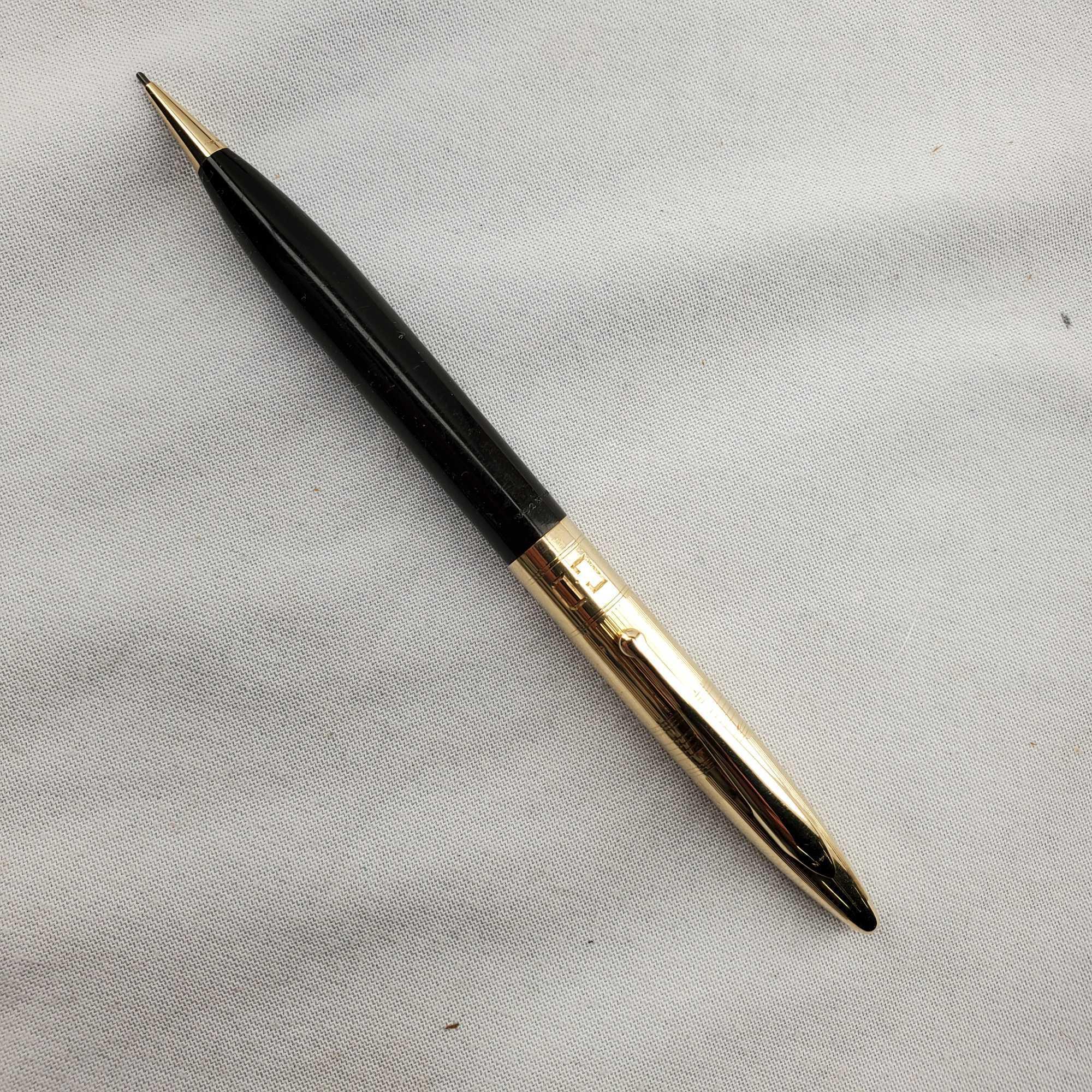 Solid 14K Gold Caps, Clip & Nib Sheaffer's 1942 Triumph Crest Masterpiece - Vacuum Pen & Pencil Set