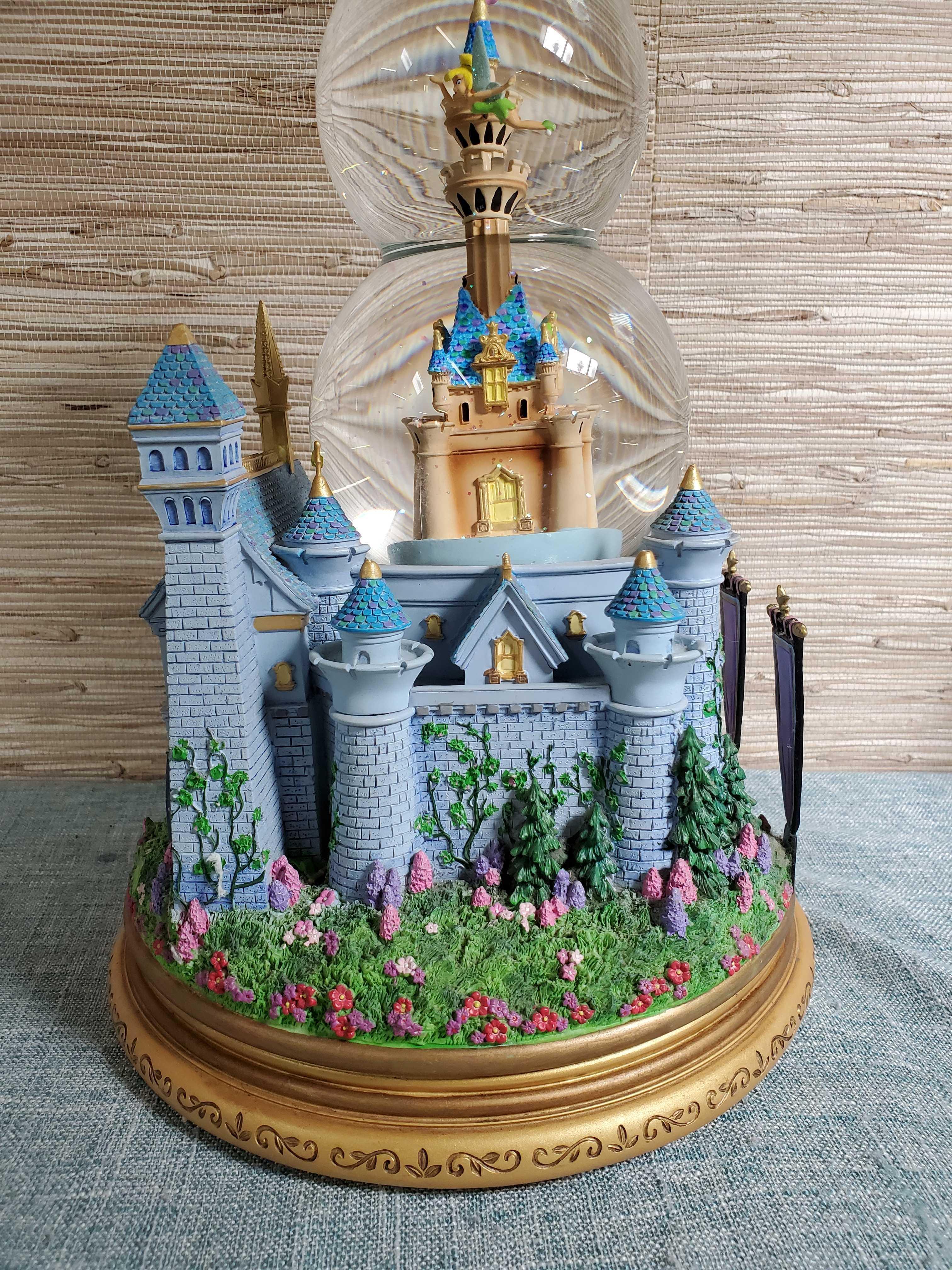 Walt Disney "You Can Fly! You Can Fly! You Can Fly! Tinkerbell Snow Globe Music Box