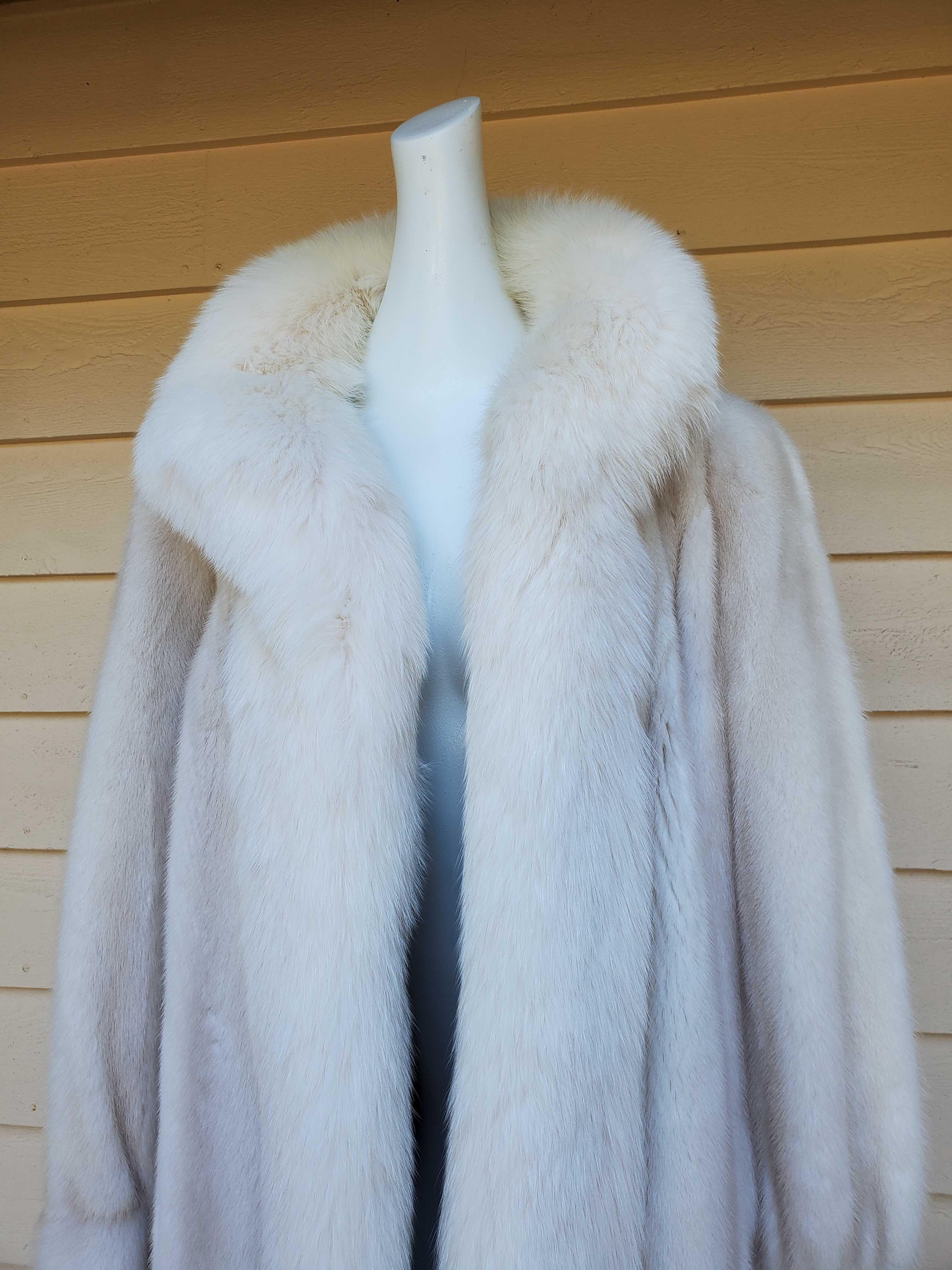 Amazing Genuine Christian Dior Fourrure Mink & Fox Fur Stoller Coat